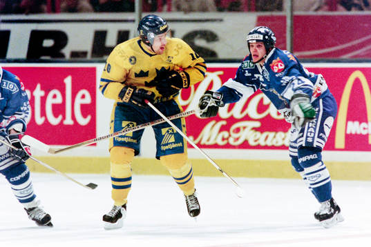 Tomas Holmström, Sverige