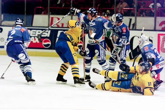 Ishockey, Sverige - Finland, 3-3