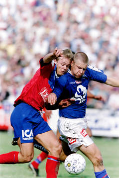 Mattias Jonson, Helsingborg och Christoffer Kloo i kamp om
