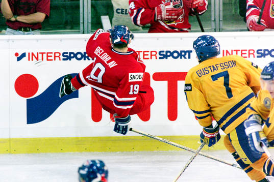Radek Belohlav, Tjeckien flyger in i sargen