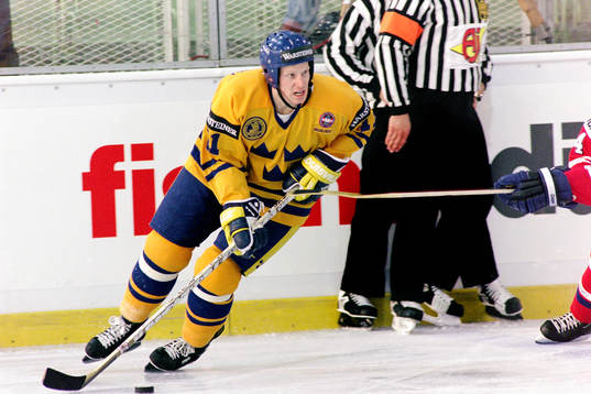 Daniel Alfredsson, Sverige