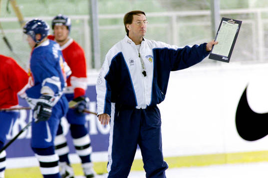 Curt Lindström, förbundskapten, Finland