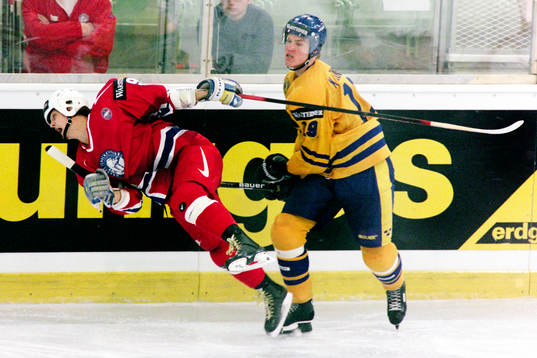 Kenny Jönsson, Sverige