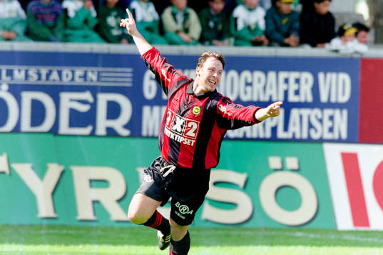 Bläddra bland fler bilder av Fotboll, Div 1 norra, Hammarby - Brommapojkarna, 2-1