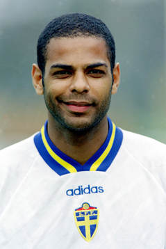 Pascal Simpson, Sverige B