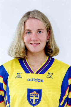 Julia Carlsson, Sverige