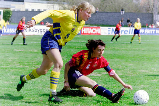 Kristin Bengtsson, Sverige
