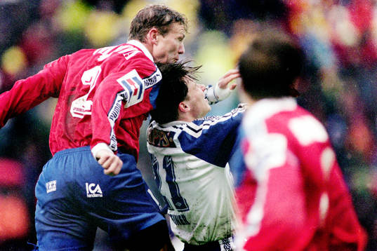 Jan Eriksson, Helsingborg i en nickduell med Robert