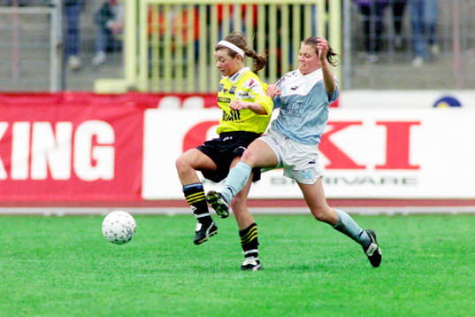 Karolina Westberg, Malmö i ryggen på en utespelare