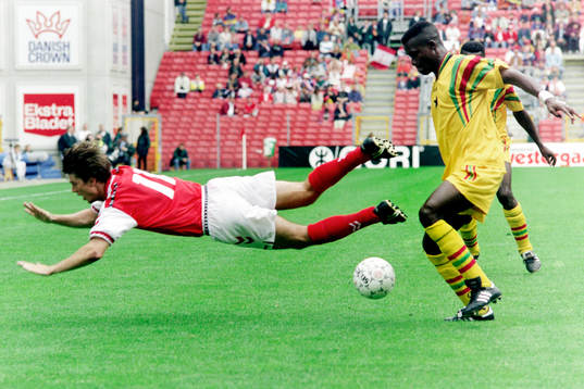 Brian Laudrup, Danmark fälls