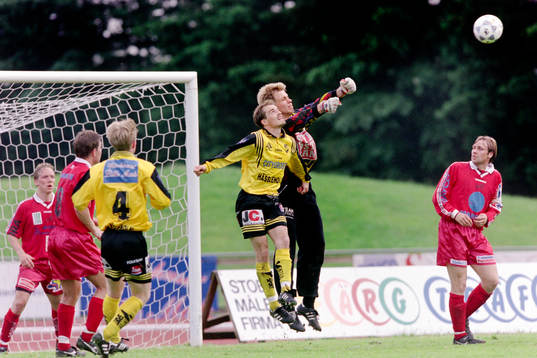 Magnus Arvidsson, Hässleholm i en duell med mjällbys