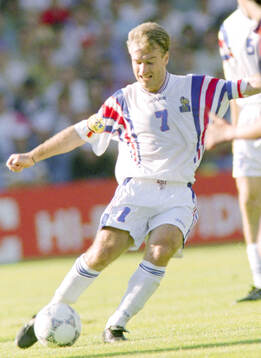 Football, Uefa EURO 1996 (England), Group B, France - Spain