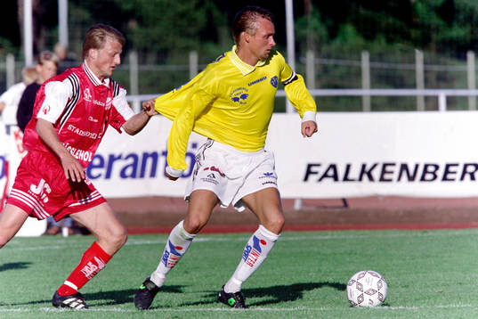 Rickard Lindberg, Hässleholm drar en falkenbergsspelare i