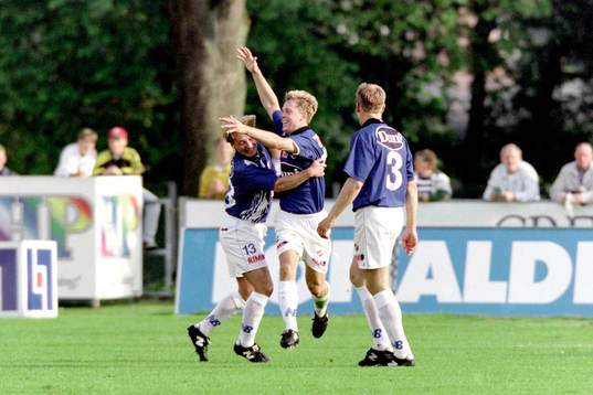 Fredrik Andersson kramar om Robert Andersson, Halmstad