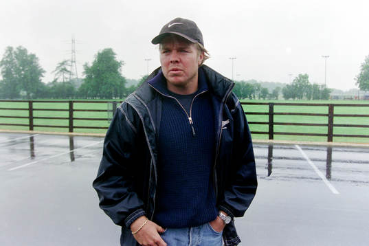 Tomas Brolin, Leeds