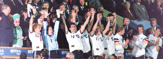 Football, Uefa EURO 1996 (England), Final, Germany - Czech