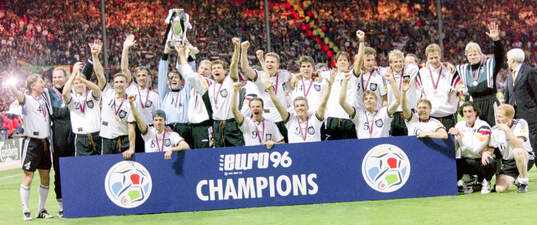 Football, Uefa EURO 1996 (England), Final, Germany - Czech