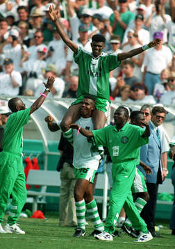 Kingsley Obiekwu lyfter Nwankwo Kanu