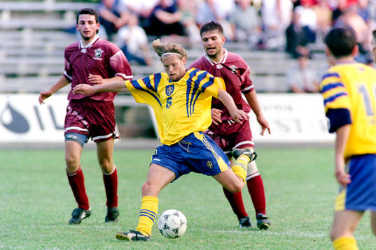 Joakim Persson, Sverige
