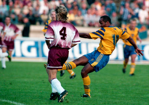 Martin Dahlin, Sverige