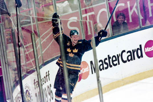 Mats Sundin, Sverige jublar