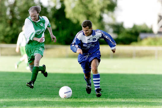 Match på Tornevallen mot Forsby i gröna tröjor