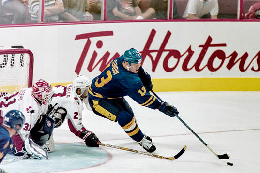 Mats Sundin, Sverige försöker runda Curtis Joseph,