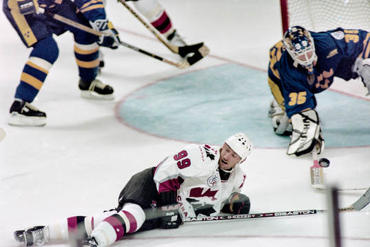 Wayne Gretzky, Kanada på isen