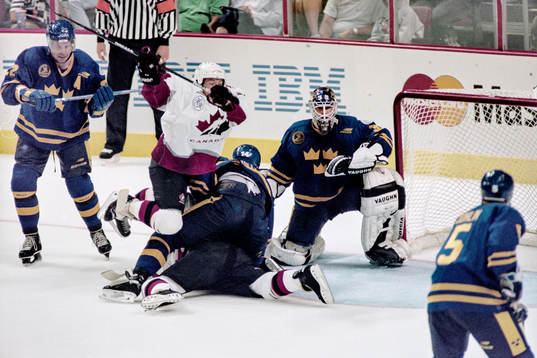 Tommy Salo, målvakt i Sverige
