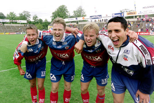 Helsingborgs målskyttar jublar