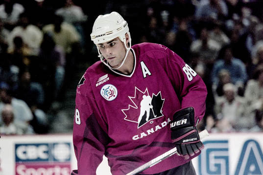 Eric Lindros, Kanada
