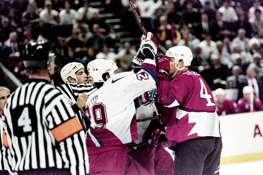 Joel Otto, USA i bråk med Scott Stevens, Kanada