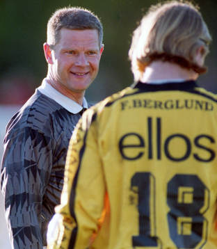 Domare Morgan Norman och elfsborgs Fredrik Berglund