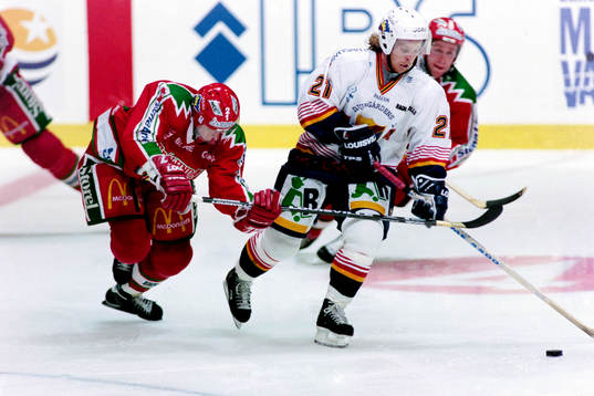 Espen Knutsen, Djurgården med pucken jagas av frölundas