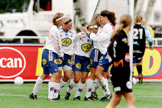 Fotboll, damer, Final, Folksam Cup, Älvsjö - Bälinge,