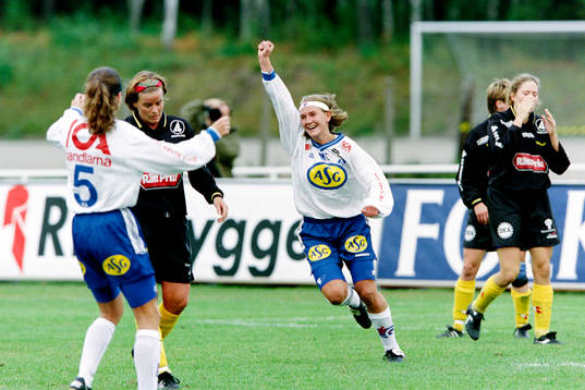 Fotboll, damer, Final, Folksam Cup, Älvsjö - Bälinge,