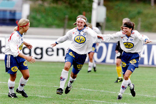Fotboll, damer, Final, Folksam Cup, Älvsjö - Bälinge,