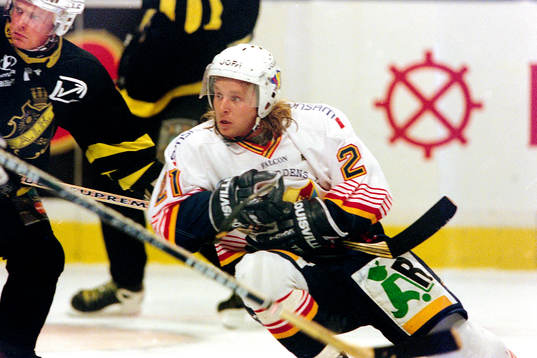 Anders Gozzi, AIK hakar Espen Knutsen, Djurgården