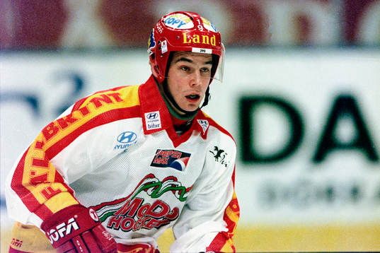 Mikael Pettersson, Modo