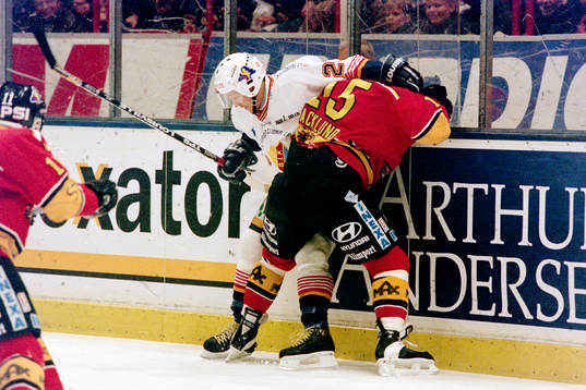 Joakim Backlund, Luleå i kamp vid sargen