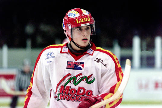 Per-Anton Lundström, Modo