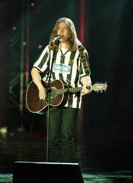 Staffan Hellstrand på scenen