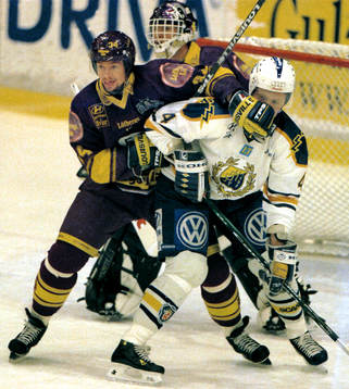1996.11.24 Roger Johansson, Färjestad, och Thomas Bjuhr,