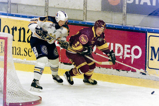 Niklas Sjökvist, Färjestad uppvaktas