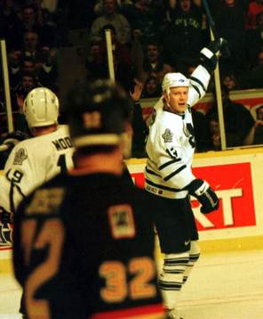 TORONTO-VANCOUVER 3-2 MATS SUNDIN JUBLAR