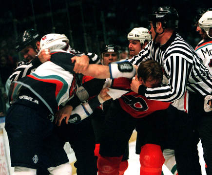 Ishockey New York Islanders - Philadelphia Flyers. Fullt