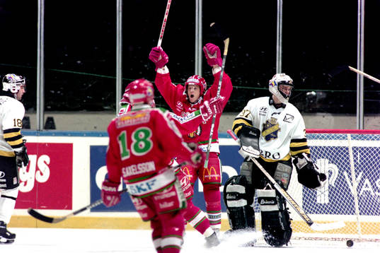 Jubel i Frölunda och depp hos Miikka Kiprusoff, målvakt i