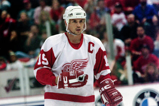 Steve Yzerman, Detroit Reds Wings