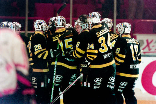 Bläddra bland fler bilder av Ishockey, Elitserien, AIK - Malmö, 3-3