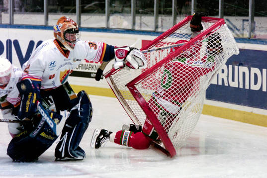 Marko Jantunen, Västra Frölunda åker in i målburen
